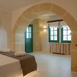 Villa Cypresses