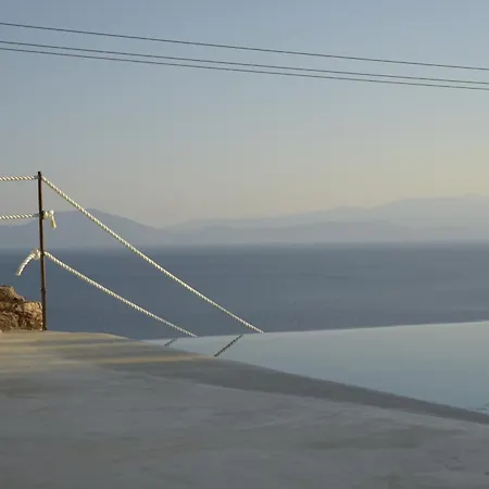 2 Cypresses With Private Pools *