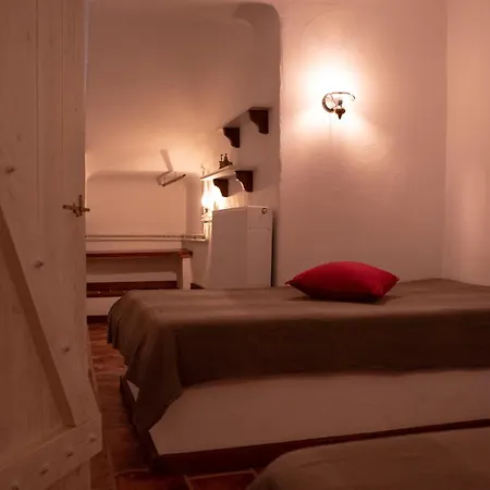 2 Cypresses With Private Pools