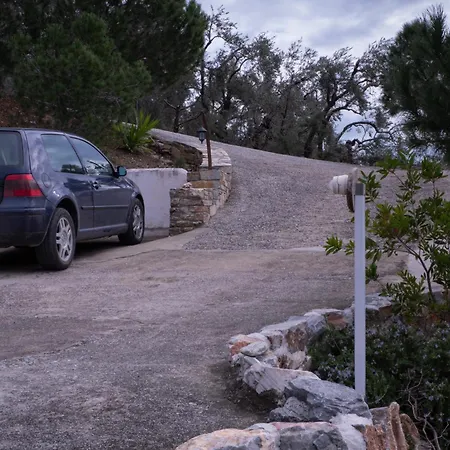 Villa 2 Cypresses With Private Pools