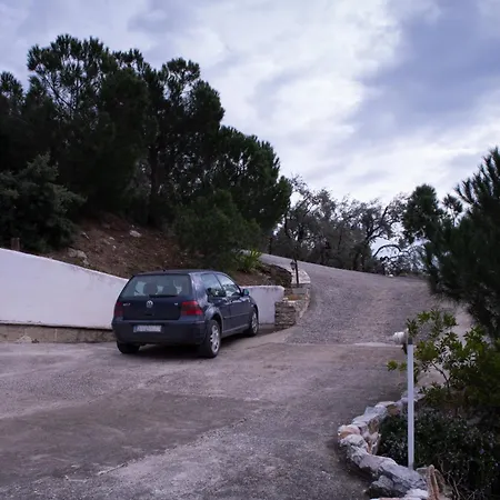 2 Cypresses With Private Pools