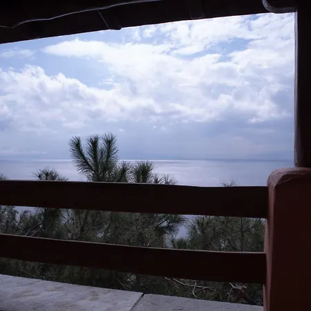 2 Cypresses With Private Pools Villa Ano Gatzea