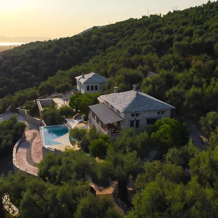 2 Cypresses With Private Pools Villa Ano Gatzea