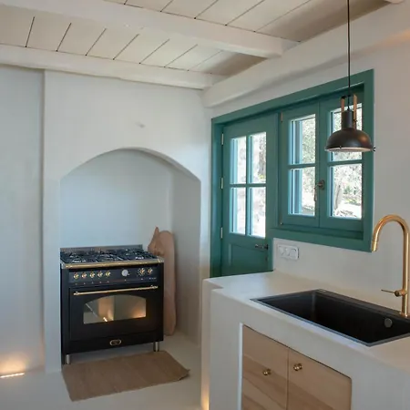 2 Cypresses With Private Pools * Ano Gatzea